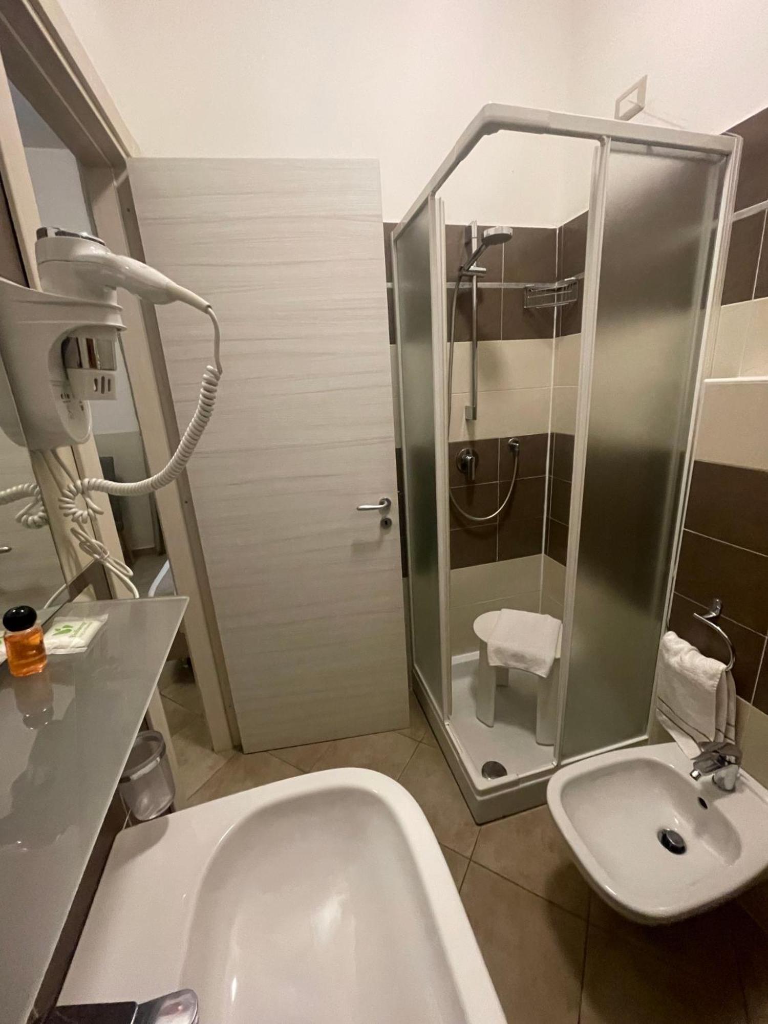 Quarto Duplo